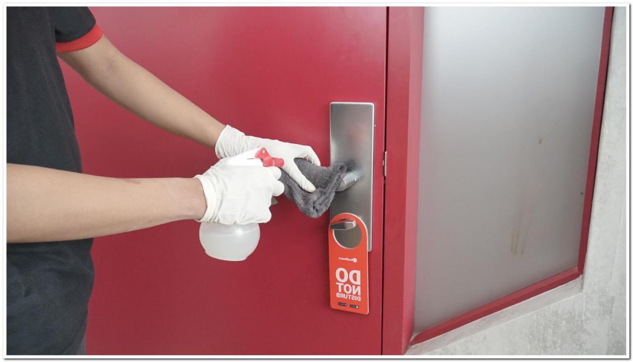 Reddoorz Plus @ Hotel Star 88 Tugu Экстерьер фото